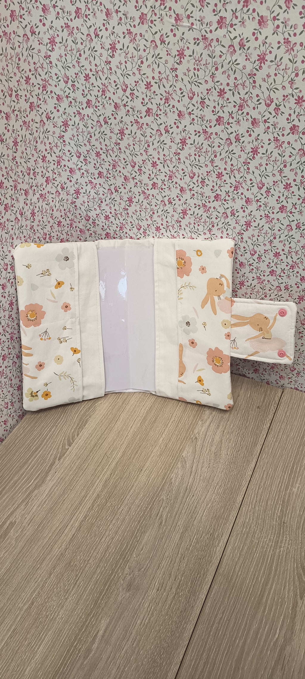 Protège carnet de santé Flora
