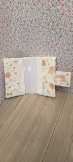 Protège carnet de santé Flora