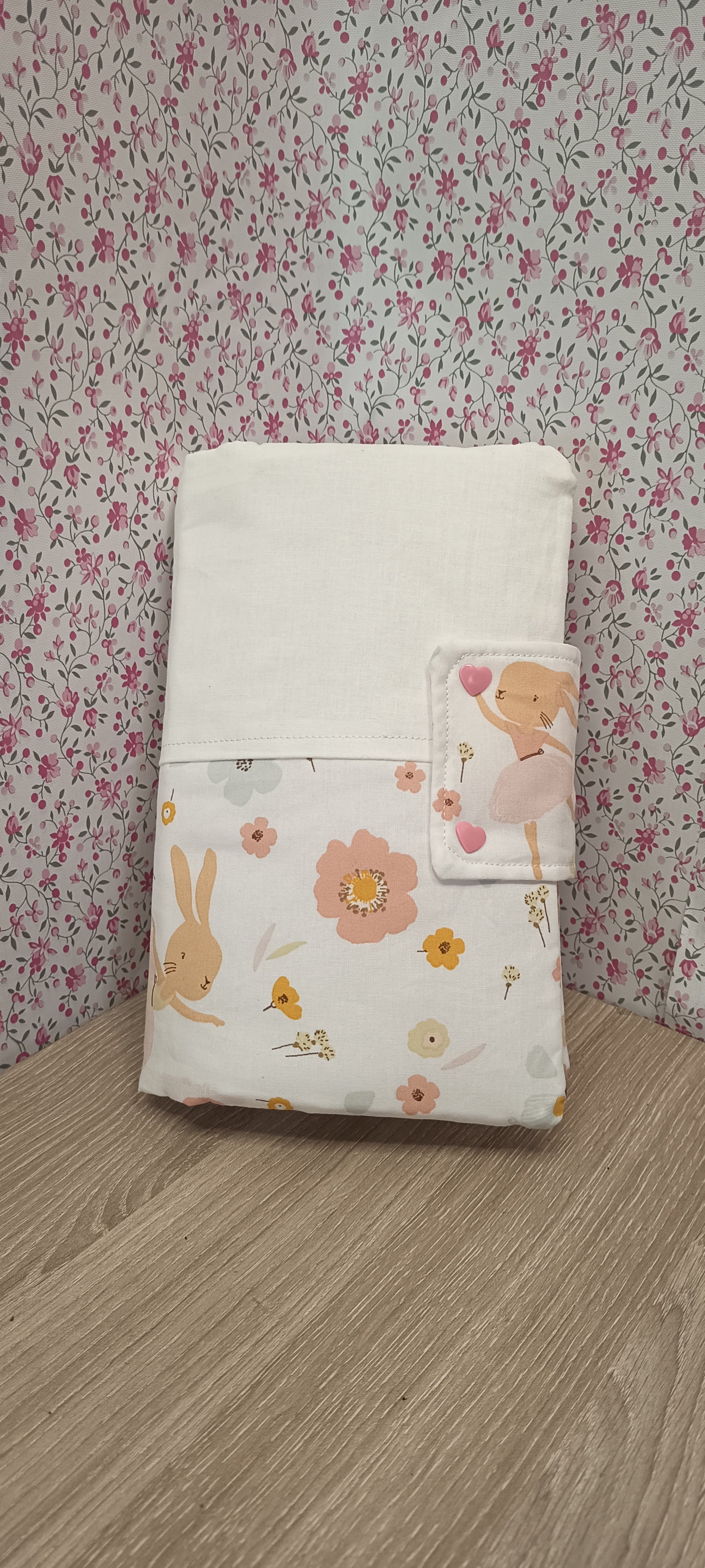 Protège carnet de santé Flora